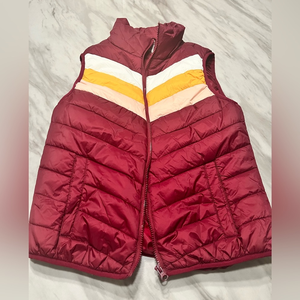 Red Arizona sleeveless puffer jacket